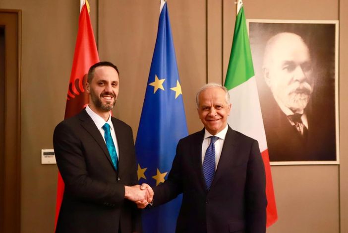 Piantedosi a Tirana incontra l’omologo albanese “Ottima collaborazione”