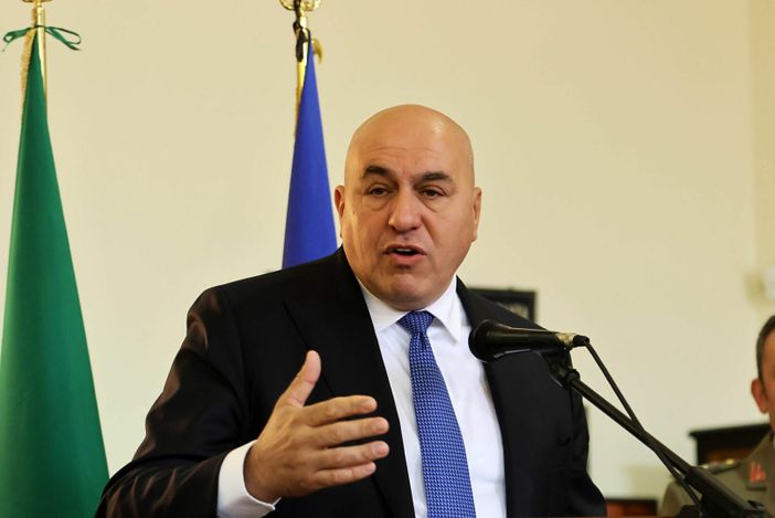 Crosetto “Per l’Ucraina è difficile entrare in Europa, la pace va difesa” Crosetto “Per l’Ucraina è difficile entrare in Europa, la pace va difesa”