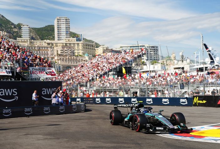 Antonelli in pole a Montecarlo, Ferrari in seconda fila Antonelli in pole a Montecarlo, Ferrari in seconda fila