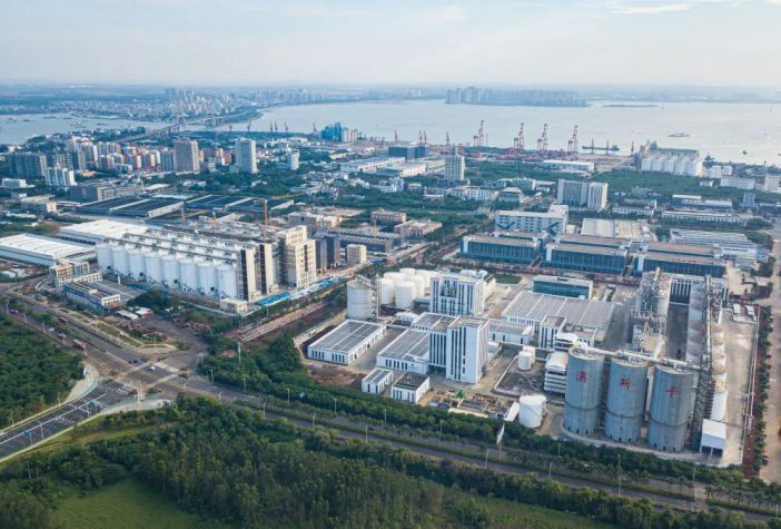 Cina, inaugurato il sito per i servizi internazionali del porto di Hainan