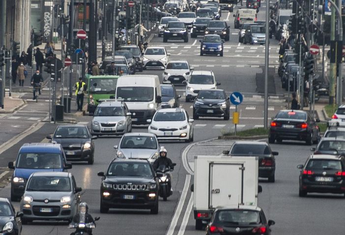 A marzo in crescita il mercato dell’auto, immatricolazioni +7,6% su base annua