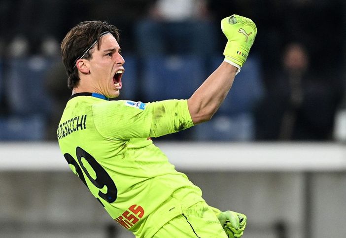 L’Atalanta resiste in dieci per oltre 80 minuti, 0-0 a Como