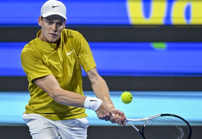 Atp Doha, Sinner cede contro Mensik nei quarti di finale Atp Doha, Sinner cede contro Mensik nei quarti di finale