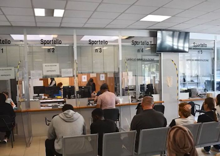 Favorivano l’immigrazione clandestina con falsi nulla osta Favorivano l’immigrazione clandestina con falsi nulla osta