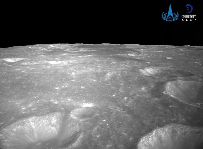 La Cina progetta una serra sulla superficie lunare La Cina progetta una serra sulla superficie lunare