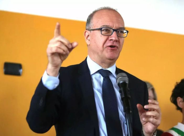 Maturità, Valditara “Ogni traccia costruita per valorizzare conoscenze solide” Maturità, Valditara “Ogni traccia costruita per valorizzare conoscenze solide”