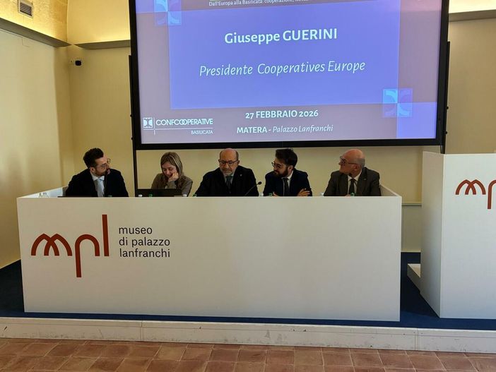 Latronico: "La sanità del futuro guarda ai territori. Welfare rafforzato per le aree interne"