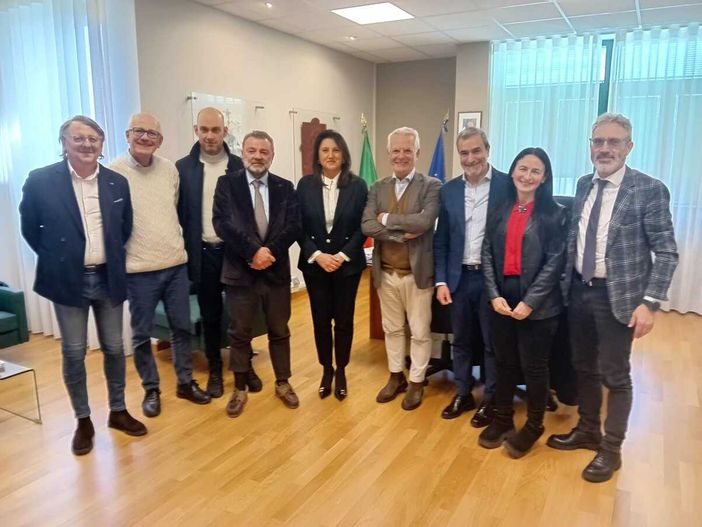 Basilicata, 31 borse di dottorato e 8 master sull'ambiente: Fratelli d'Italia rilancia la formazione green Basilicata, 31 borse di dottorato e 8 master sull'ambiente: Fratelli d'Italia rilancia la formazione green