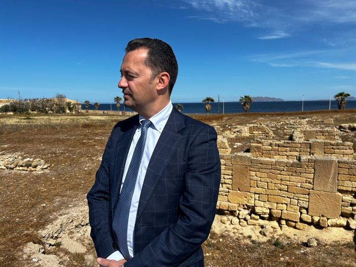 Palermo, adottato il Piano paesaggistico: "Stop all'abusivismo, regole chiare per il territorio" Palermo, adottato il Piano paesaggistico: "Stop all'abusivismo, regole chiare per il territorio"