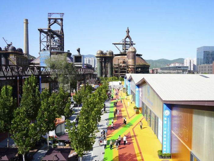 Cina: commercio di servizi cresce del 7,6% nei primi nove mesi dell’anno