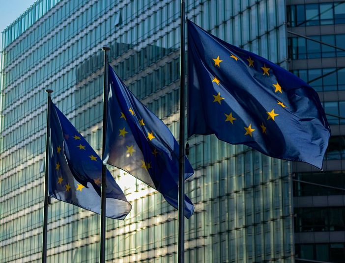 Commissione Ue: mora all’Italia per i rinnovi delle concessioni