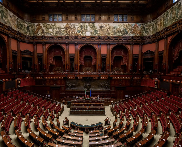 Il Senato approva la prima legge italiana sull’Intelligenza Artificiale