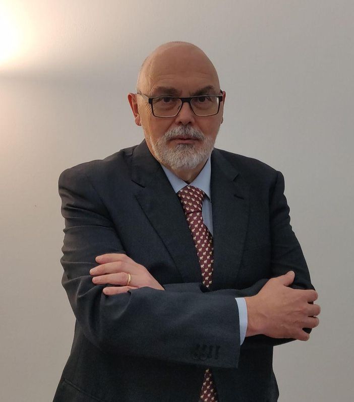 Mauro Fontana: Eccellenza e visione strategica nel settore assicurativo Mauro Fontana: Eccellenza e visione strategica nel settore assicurativo