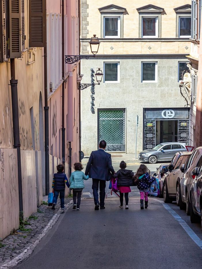 Gentitori, lavoro e chiusure scolastiche