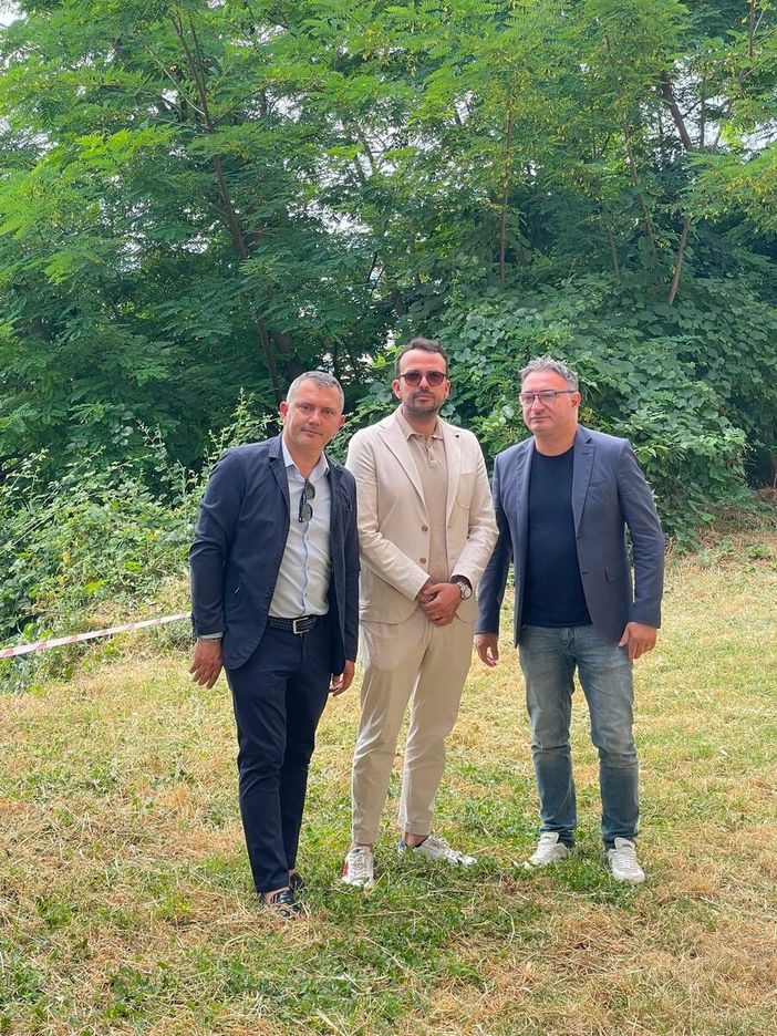 Frana ad Acerenza, sopralluogo delle istituzioni: "Massimo impegno per la sicurezza del territorio" Frana ad Acerenza, sopralluogo delle istituzioni: "Massimo impegno per la sicurezza del territorio"
