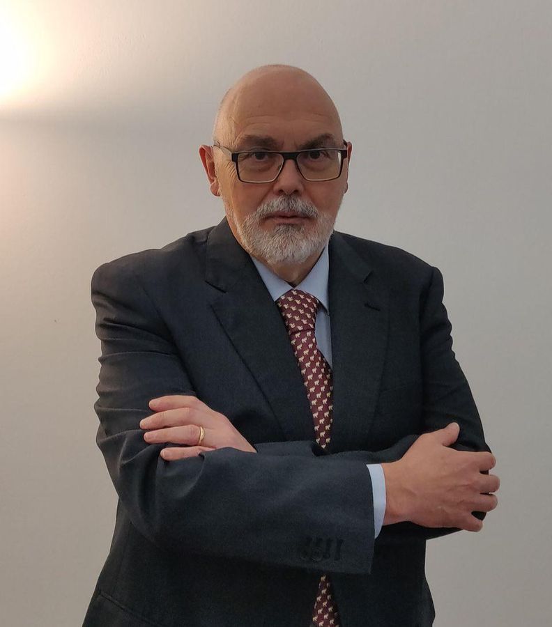 Mauro Fontana: Eccellenza e visione strategica nel settore assicurativo