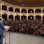 Donare sangue per combattere la mafia: Schifani lancia l’appello a 800 studenti al Politeama Donare sangue per combattere la mafia: Schifani lancia l’appello a 800 studenti al Politeama