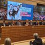 Generazione Z e denaro: social network come banchi di scuola, ma solo un giovane su tre è finanziariamente alfabetizzato
