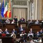 Schifani tira le somme all'Ars: "Dal disavanzo di 4 miliardi a una Sicilia più credibile. Ora completiamo il risanamento" Schifani tira le somme all'Ars: "Dal disavanzo di 4 miliardi a una Sicilia più credibile. Ora completiamo il risanamento"