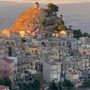 Centuripe, al via il cantiere per mettere in sicurezza Monte Calvario: un intervento da 3,5 milioni tra archeologia e prevenzione Centuripe, al via il cantiere per mettere in sicurezza Monte Calvario: un intervento da 3,5 milioni tra archeologia e prevenzione