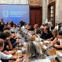 Electrolux, il governo stanzia risorse ma USB attacca: "L'azienda accelera il disimpegno, servono garanzie subito" Electrolux, il governo stanzia risorse ma USB attacca: "L'azienda accelera il disimpegno, servono garanzie subito"
