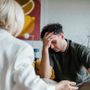 Salute mentale al lavoro, lo stress colpisce sei dipendenti su dieci ma parlarne resta un tabù Salute mentale al lavoro, lo stress colpisce sei dipendenti su dieci ma parlarne resta un tabù