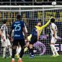 L’Inter piega 3-2 la Juve e prova la fuga in vetta