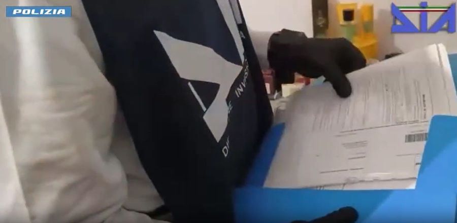 ‘Ndrangheta, arrestati 8 affiliati nel Bolognese, sequestro beni 1,5 mln ‘Ndrangheta, arrestati 8 affiliati nel Bolognese, sequestro beni 1,5 mln