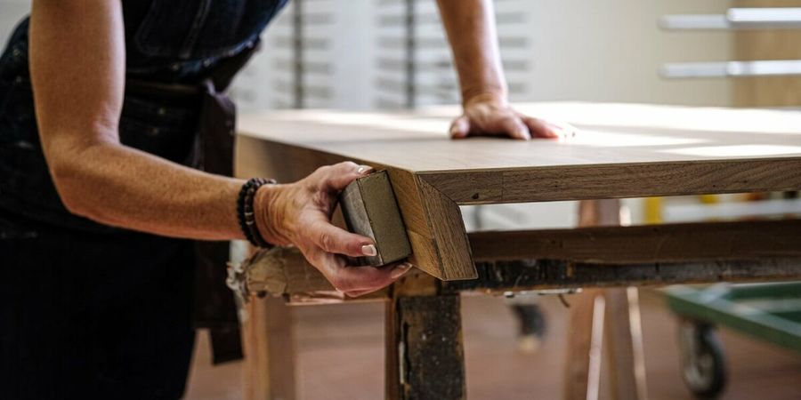 Lombardia, l’artigianato diventa stile: “La sfida è conquistare i giovani”