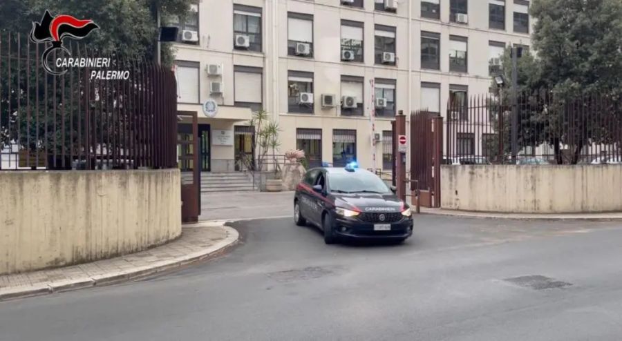 Abusi sessuali sui figli minori, arrestata coppia nel palermitano