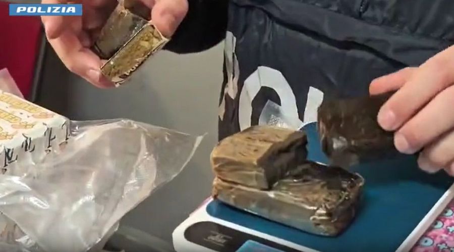 Maxi operazione antidroga, 1.335 arresti e 450 chili di stupefacenti Maxi operazione antidroga, 1.335 arresti e 450 chili di stupefacenti