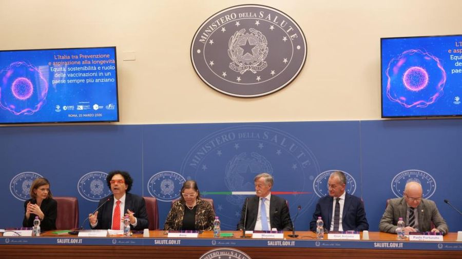 La vaccinazione di adulti e fragili leva strategica per la sostenibilità del SSN La vaccinazione di adulti e fragili leva strategica per la sostenibilità del SSN
