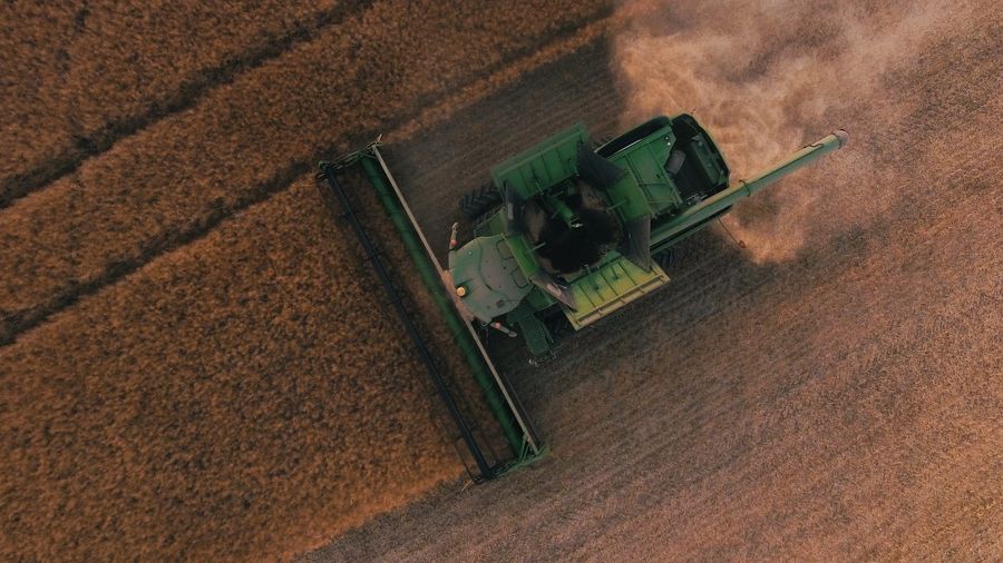UniCredit e Confagricoltura rafforzano la sinergia per una maggiore competitività del settore agricolo italiano sui mercati internazionali UniCredit e Confagricoltura rafforzano la sinergia per una maggiore competitività del settore agricolo italiano sui mercati internazionali