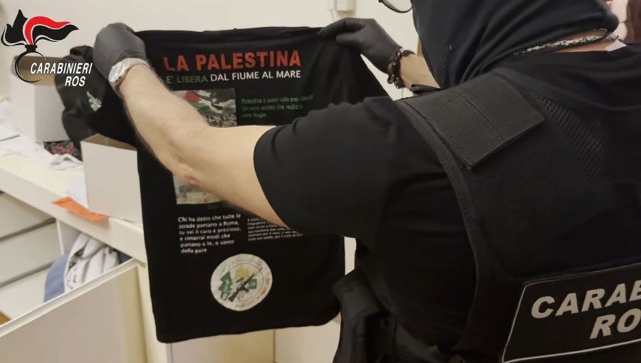 Terrorismo, arrestato a Brindisi 30enne che inneggiava alla jihad Terrorismo, arrestato a Brindisi 30enne che inneggiava alla jihad