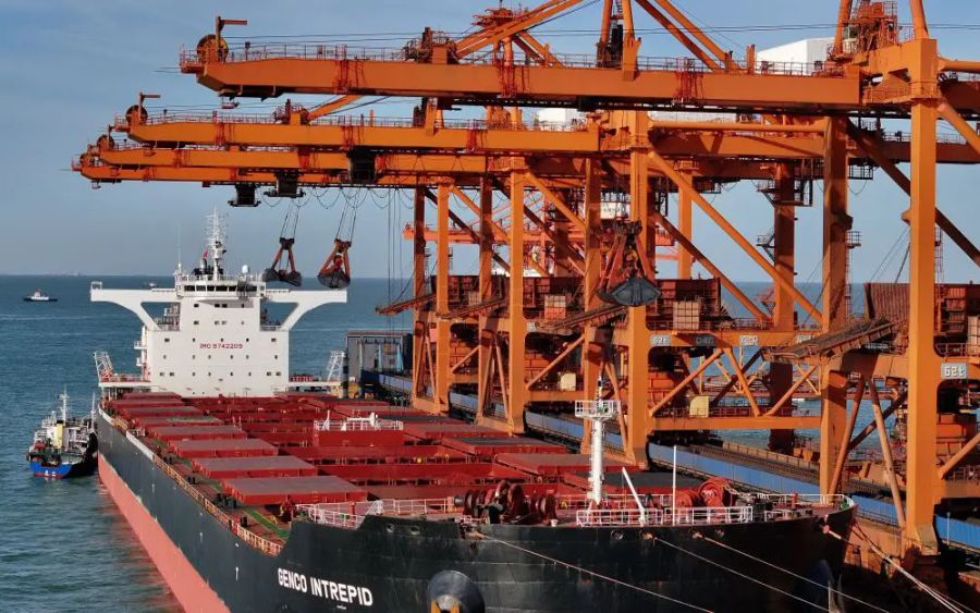 Cina, commercio estero in aumento del 3,8% nel 2025