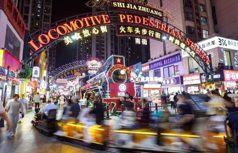 Cina, cresce il mercato dei consumi nei primi quattro mesi dell’anno Cina, cresce il mercato dei consumi nei primi quattro mesi dell’anno