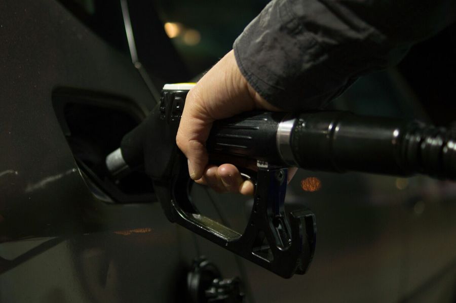 Caro carburanti, il Governo ha accelerato sul piano anti-rincari in vista dell'esodo estivo Caro carburanti, il Governo ha accelerato sul piano anti-rincari in vista dell'esodo estivo
