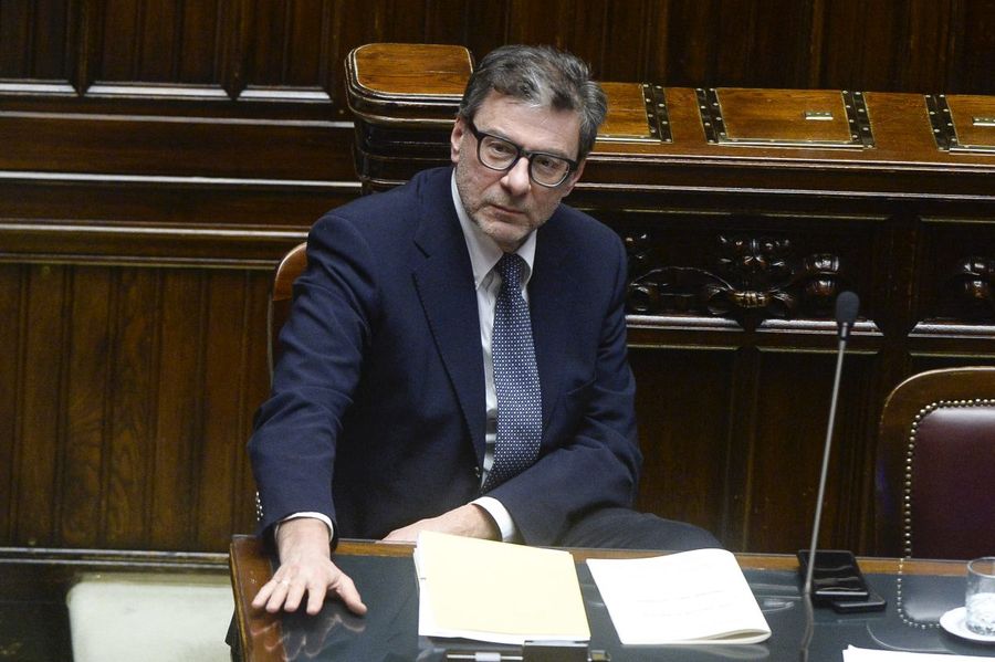 Manovra, Giorgetti “Obiettivo ridurre il prelievo fiscale sulle famiglie” Manovra, Giorgetti “Obiettivo ridurre il prelievo fiscale sulle famiglie”