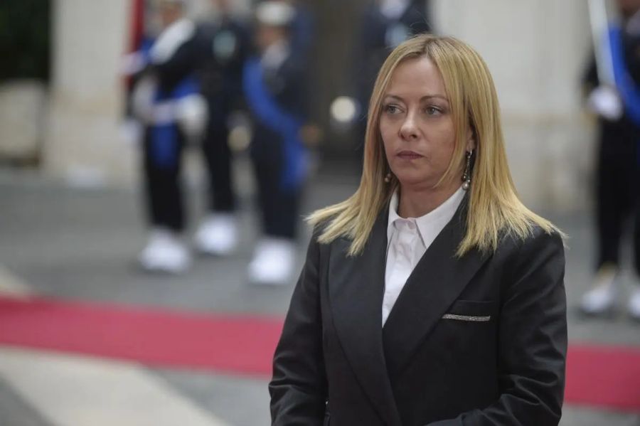 Meloni “Italiano è film in cui ogni parola è una scena e ogni frase capolavoro”