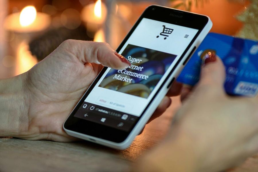 Emotional commerce, il nuovo volto dell’e-commerce Emotional commerce, il nuovo volto dell’e-commerce