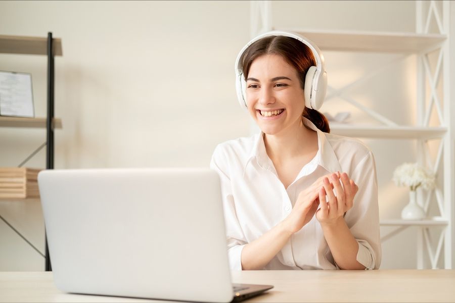 Coaching da remoto: l’arte di essere vicini a km di distanza Coaching da remoto: l’arte di essere vicini a km di distanza