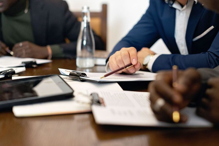Benefit per tutti, azioni per pochi: in Italia la partecipazione dei manager resta un'eccezione Benefit per tutti, azioni per pochi: in Italia la partecipazione dei manager resta un'eccezione