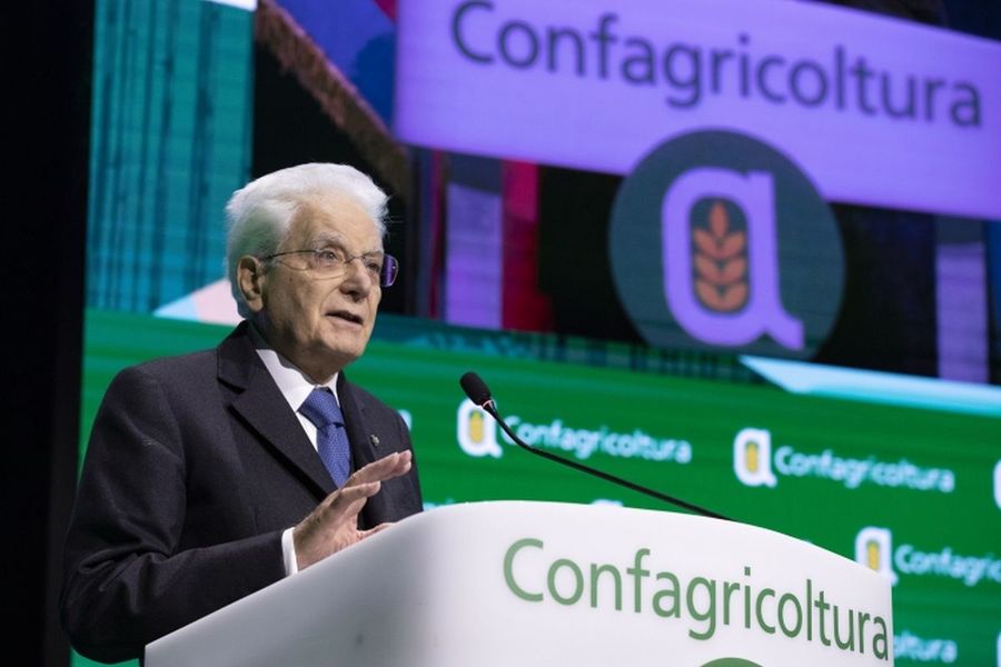 Mattarella all'Assemblea di Confagricoltura: &quot;E' necessario rendere tutti consapevoli di quanto centrale sia oggi l'agricoltura&quot;