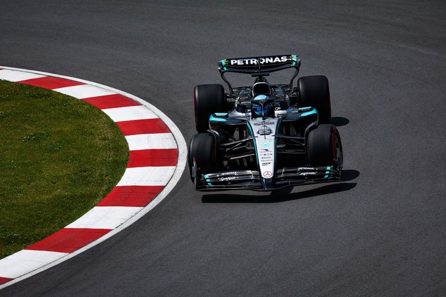 Verstappen e Russell più veloci nelle libere in Canada, Leclerc a muro