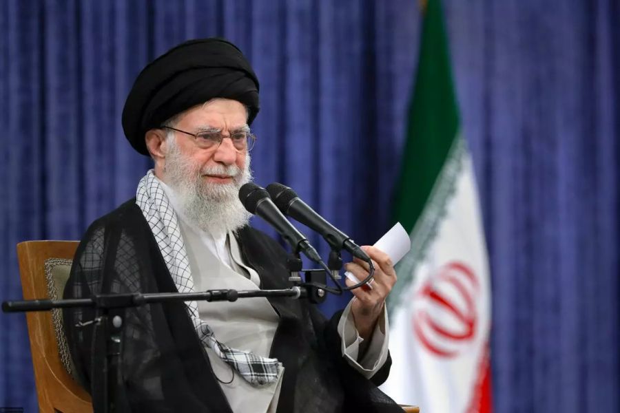 Iran, Khamenei “Mai compromessi con i sionisti”