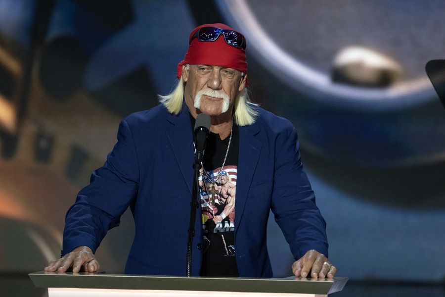 Addio ad Hulk Hogan, la leggenda del wrestling aveva 71 anni Addio ad Hulk Hogan, la leggenda del wrestling aveva 71 anni