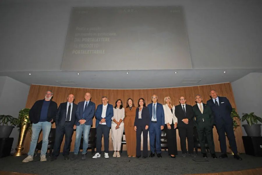 Istituzioni, autorità e operatori postali a Roma per il meeting A.Re.L. Istituzioni, autorità e operatori postali a Roma per il meeting A.Re.L.