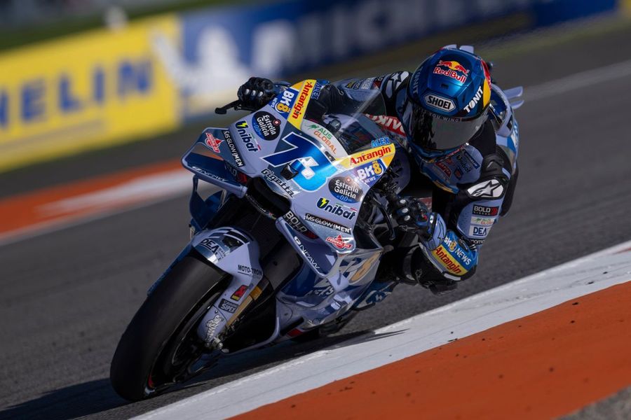 Alex Marquez vince la sprint a Valencia, sul podio Di Giannantonio Alex Marquez vince la sprint a Valencia, sul podio Di Giannantonio