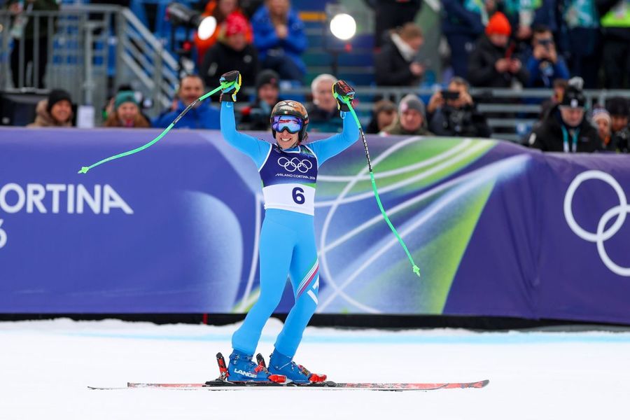 Capolavoro Brignone a Milano-Cortina, oro in supergigante davanti a Mattarella