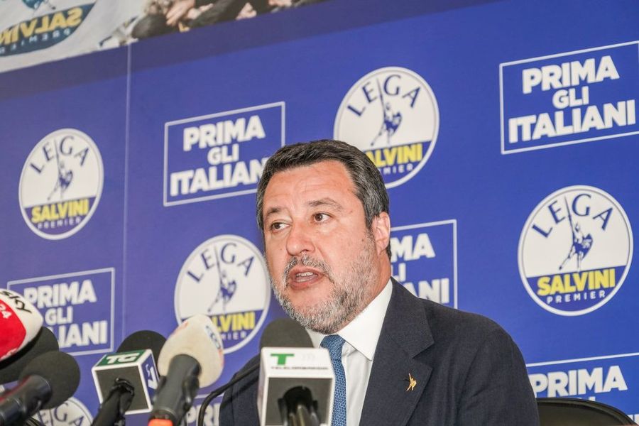 Salvini “Ue sorda e assente, bisogna cambiare regole” Salvini “Ue sorda e assente, bisogna cambiare regole”